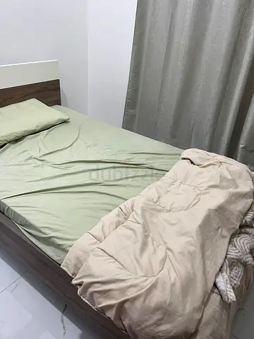 120*200 bedframe with mattress