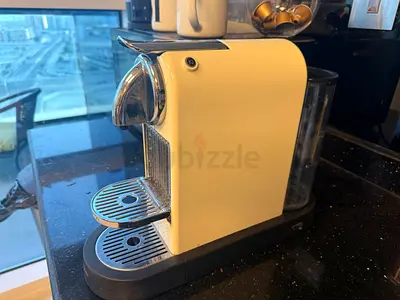Nespresso CitiZ Magimix Coffee Machine + Original Carry Case | Excellent Working Condition
