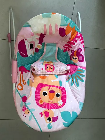 Baby Rocker/Bouncer Seat with Toy Bar and 3-Point Harness - Pink