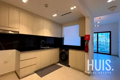 Ready to Move In | High-End | JVC
