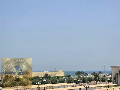 غرفتين وصالة للإيجار في القليعة بإطلالة بحرية مساحات واسعة خزائن حائط