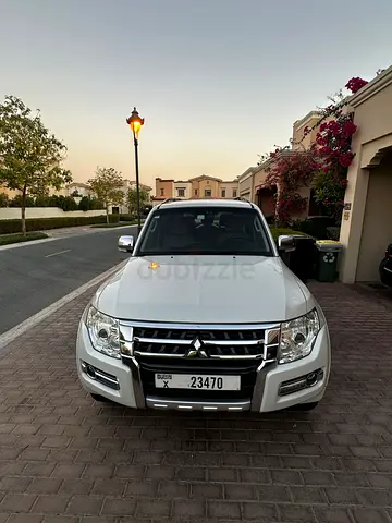 Mitsubishi Pajero GLS Top Line 2017 | GCC Specs | Well Maintained