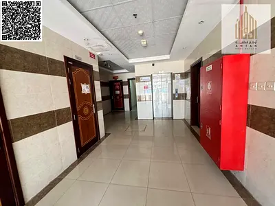 For investment lovers, a new building with excellent income.