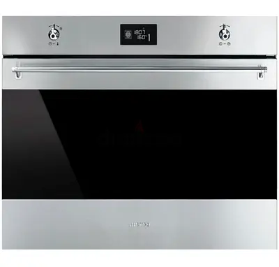 Smeg Classica aesthetic built-in electric oven with a stainless steel finish and Eclipse black glass
