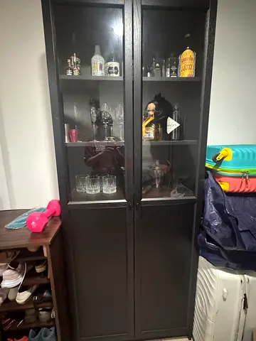 Dark wood glass-front display cabinet / cupboard