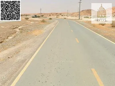 Residential investment land, including buildings, fees included, at an excellent price