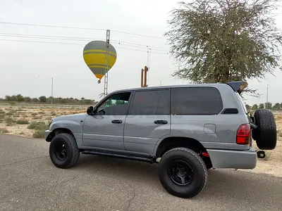 Toyota Land Cruiser GXR 2002 | GCC Specs | V6
