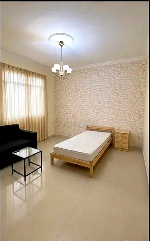 Private Room(single /couple) Bath balcony attach (AlWahda Mall area)