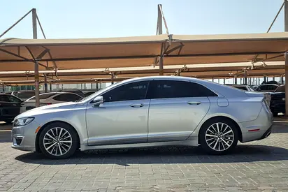 2020 Lincoln MKZ photo 5