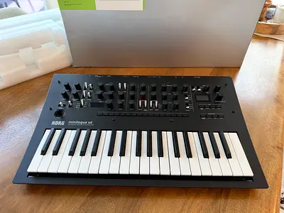 Korg Minilogue XD 37-Key Analog/Digital Synthesizer - Excellent Condition
