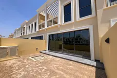 SINGLE ROW | HANDOVER NEAR | ENHANCED PRIVACY