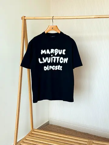 Louis Vuitton Mens T-shirt