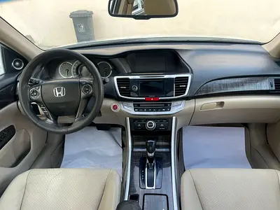 2016 Honda ACCORD — миниатюра 4