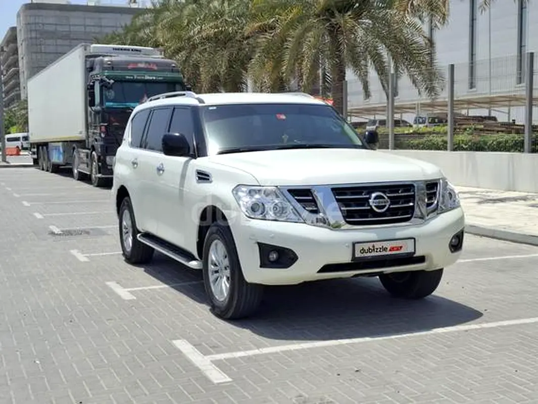 Nissan Patrol 2019 — photo 1 of 14