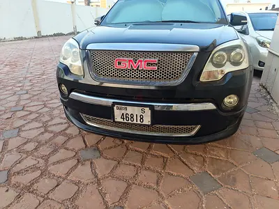 GMC Acadia Denali 2011 Full options GCC