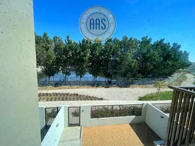 Lake-Facing 3-Bedroom Townhouse villa available for rent in La Violeta Villanova