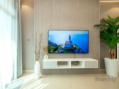 Immaculate Views Prime location Family Oriented