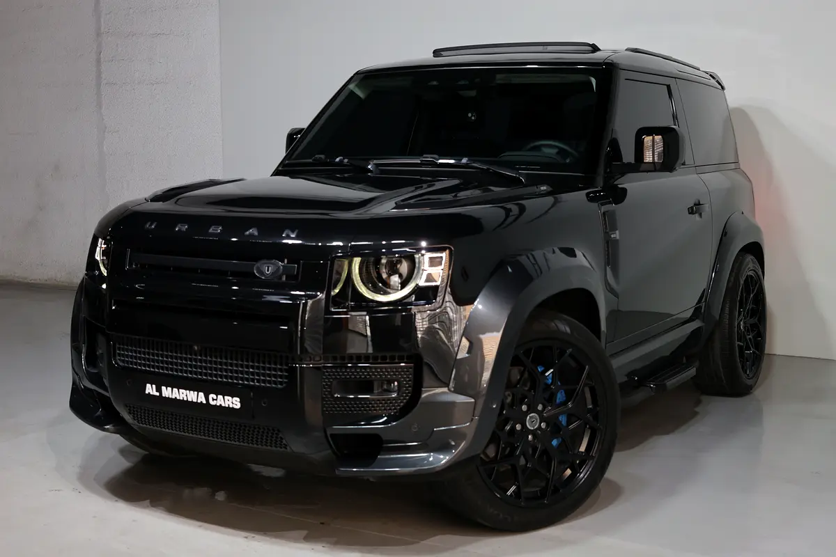 Land Rover Defender 2023 — photo 1 of 15