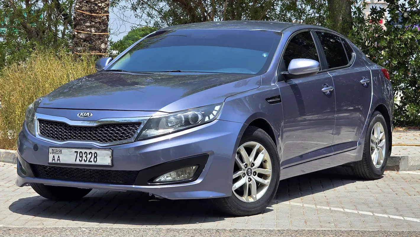 Kia Optima 2013 — photo 1 of 20