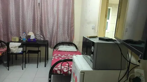 Fully Furnished Ladies bed space -For Kerala(south indian) Hor Al Anz next to Talal Market
