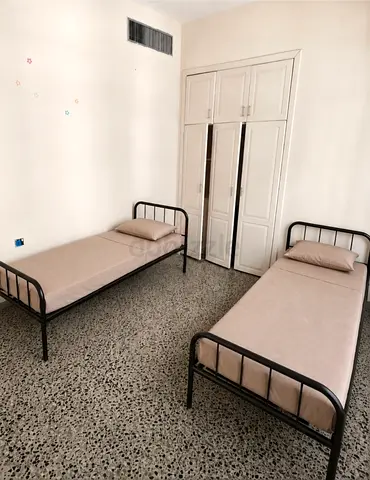 BED SPACE AVAILABLE FOR LADIES