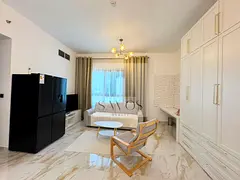 Modern Living | Partially Upgraded | Park View
