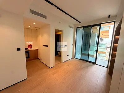 BRAND NEW I COMMUNITY VIEW I READY TO MOVE