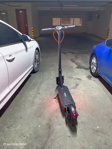 Hiboy MAX Pro Electric Scooter | Like New | Less Than 10 KM Used | Invoice Available