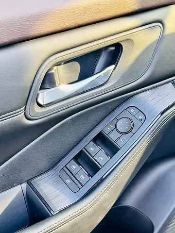 2025 Nissan X-TRAIL — фото 11