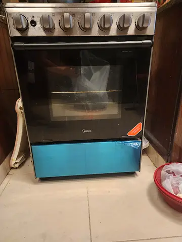 Midea Gas Cooking Range with Oven