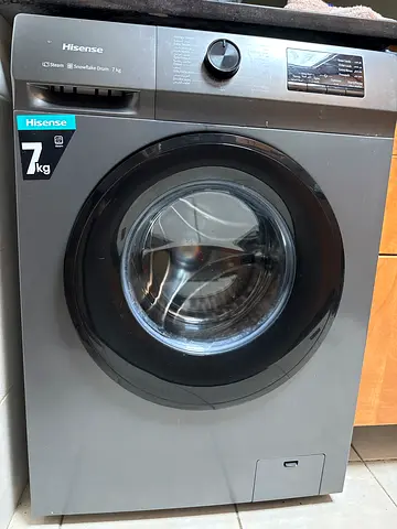 Hisense 7kg Front Load Washing Machine - Good Working Condition