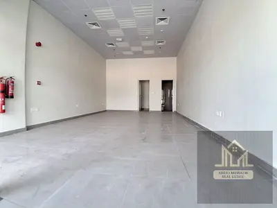 LOOK LIKE A BRAND NEW SHOPE // BRAND NEW BUILDING // NEAT AND CLEAN // JUST IN 75K