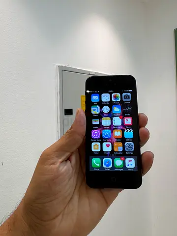 iPhone 5 old school sim working