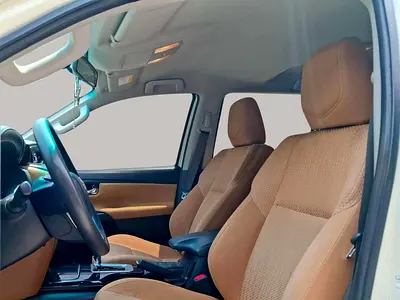 صورة 11 لـ 2022 Toyota FORTUNER