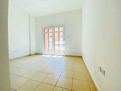 COMMUNITY VIEW I UNFURNISHED I NEAR MALL