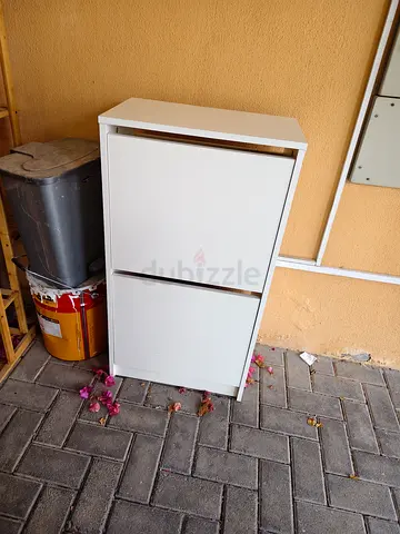 IKEA BISSA Shoe Cabinet (2 Compartments, White) – Excellent Condition!