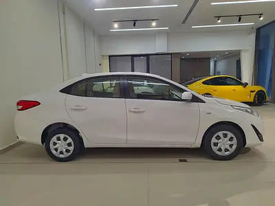 صورة 5 لـ 2019 Toyota YARIS