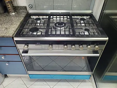 Siemens brand cooker tap gas oven electric 90by60cm 5 burnal latest model working A1 very good condi