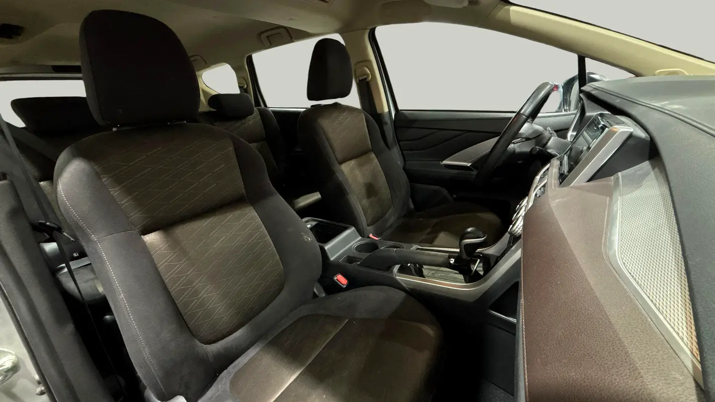 Mitsubishi Xpander Cross 2023