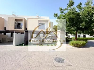 4BR Corner Villa | 2 Master-bedroom | Ready to Move