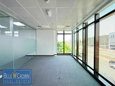 LUXURIOUS OFFICE WITH GOOD LOCATION
