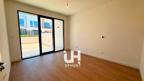 Brand New 4BR Townhouse | Close to Park | Vacant