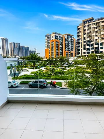 Large Balcony | Ready to Move in | Semi-Furnished
