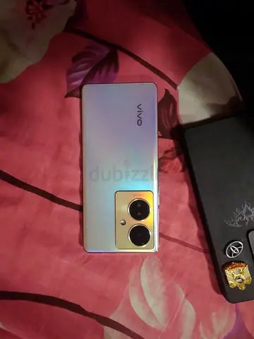 Vivo v29 lite 5g smartphone in good condition - dual camera, gradient back