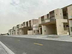 4BR I HUGE LAYOUT I MODERN FINISHES