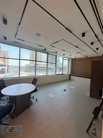 2250 sqft)Elegent Fully Fitted With Partition FOR RENT At sit tower 280k