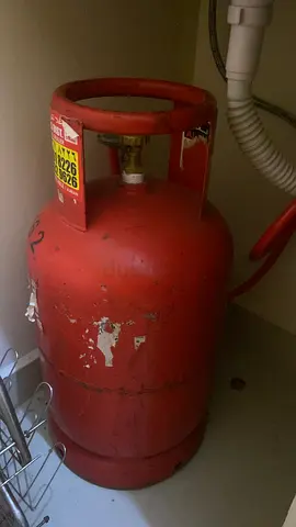 Used Red LPG Gas Cylinder - 13kg (Good Working Condition)