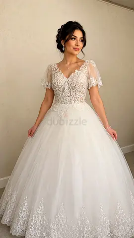 White embroidered ball gown wedding dress, size approx UAE medium with scarf