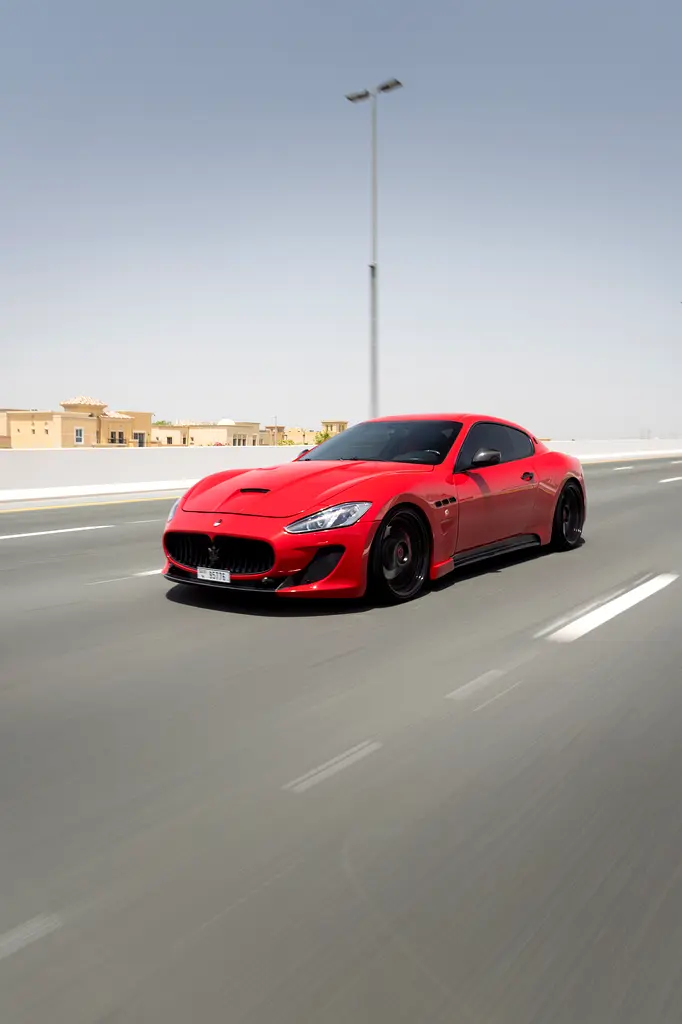 Maserati GranTurismo 2013 — photo 1 of 20