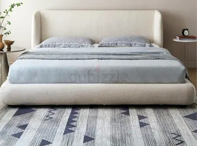 Wide wings curved super king bed frame
